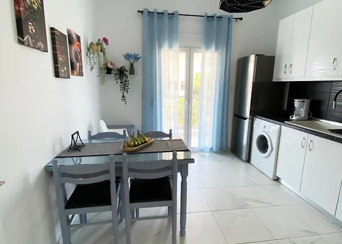 Sadin Tatil Evi Neos Marmaras