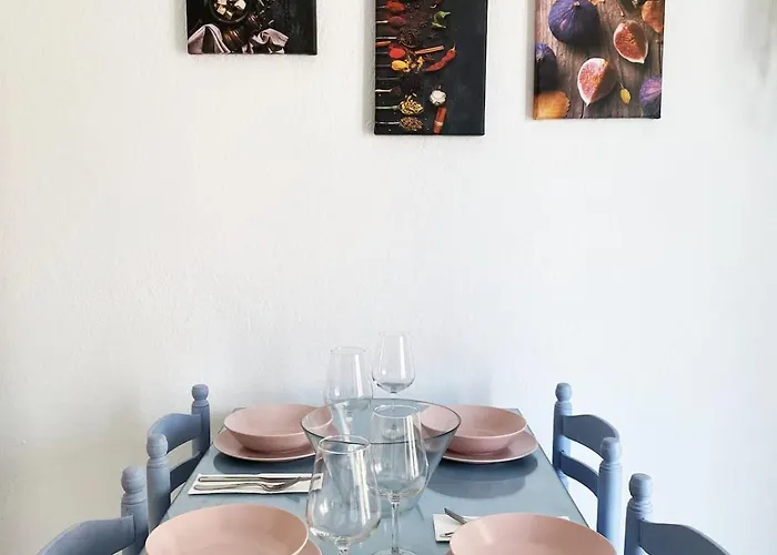 Sadin * Néosz Marmarász